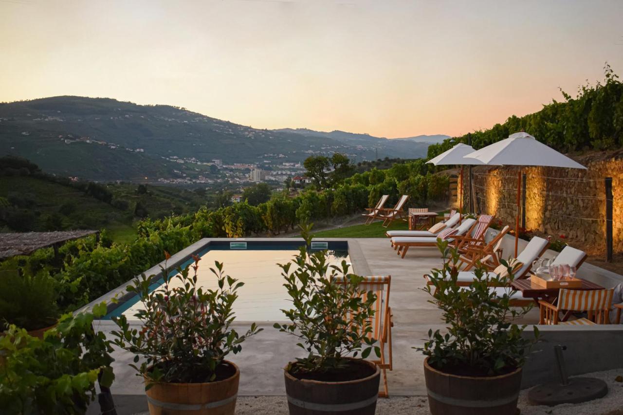 Quinta Da Casa Amarela- Casas Da Quinta - Turismo Em Espaco Rural ラメゴ エクステリア 写真